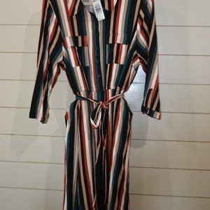 TORRID 2 NWT DRESS W/TIE, BUTTONS (133)